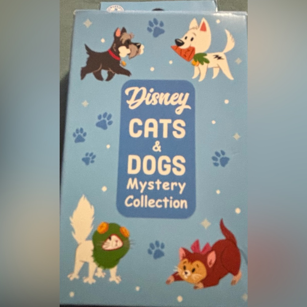 Disney Cats & Dogs Mystery Pins Collection Box - Dug & Felicia